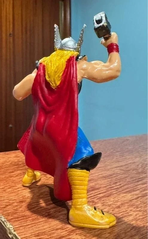 Figura Figure Toy Thor 1996 Yolanda – photo 5